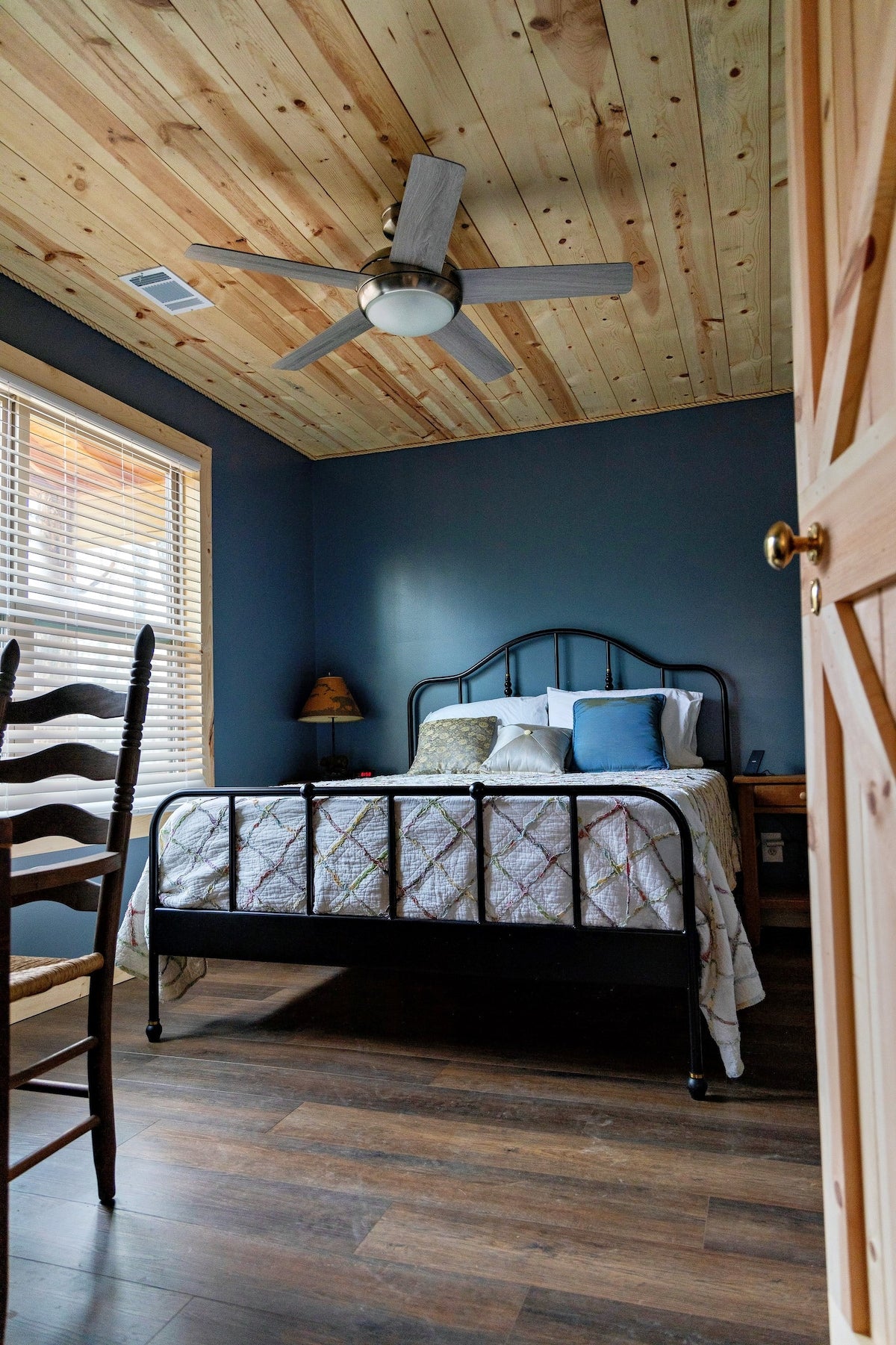 Hideaway Cabin near Mammoth Springs, Ark